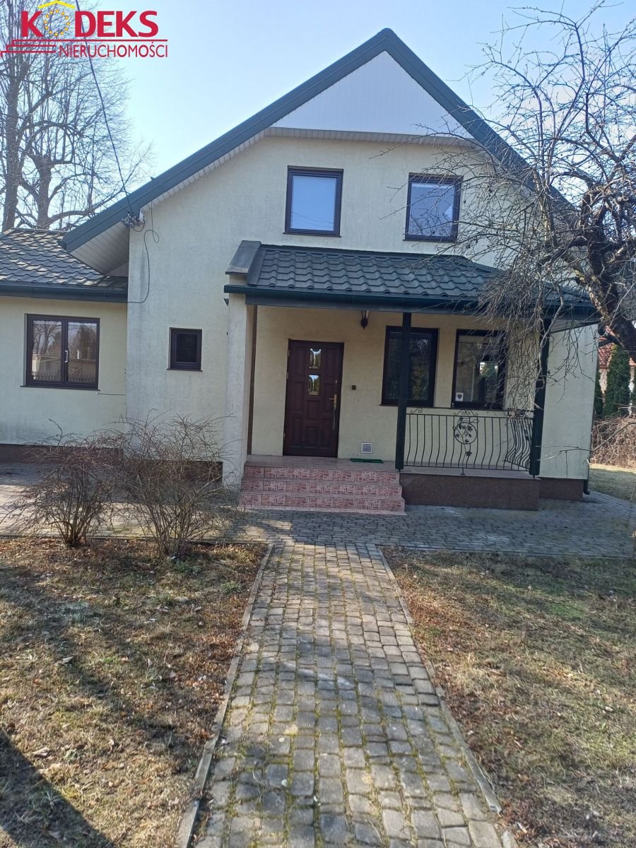 Dom wolnostojący 130 m² - ogród, balkon, blisko komunikacji Chotomów, Chotomów  130m2 Foto 1