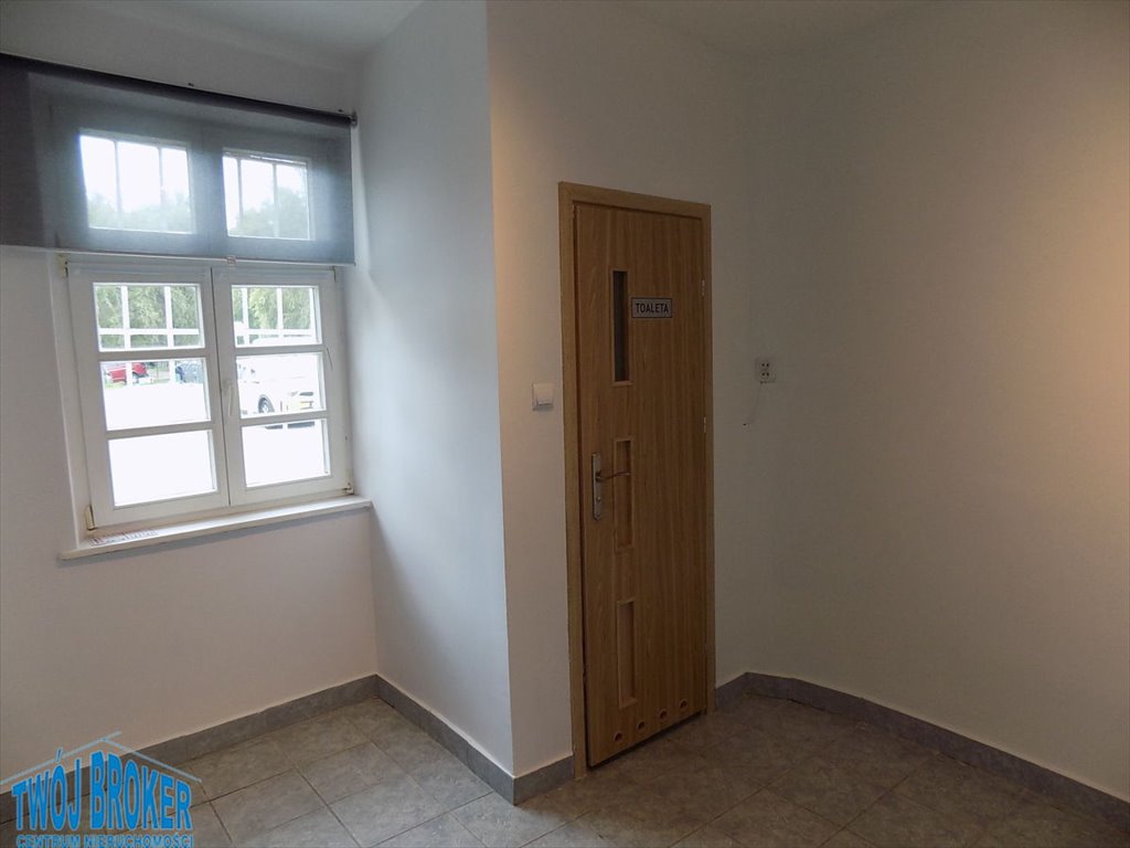 Przestronny lokal 9,5 m² na biuro lub usługi w centrum Pruszcz Gdański, Plac Wyzwolenia  10m2 Foto 1