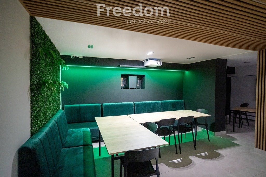 Lokal użytkowy na sprzedaż Koszalin, rynek Rynek Staromiejski  55m2 Foto 1