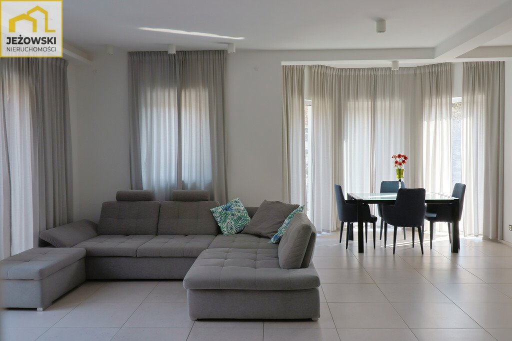 Gotowy pensjonat w Janowcu z 90% obłożeniem i wysoką stopą zwrotu Janowiec  253m2 Foto 1