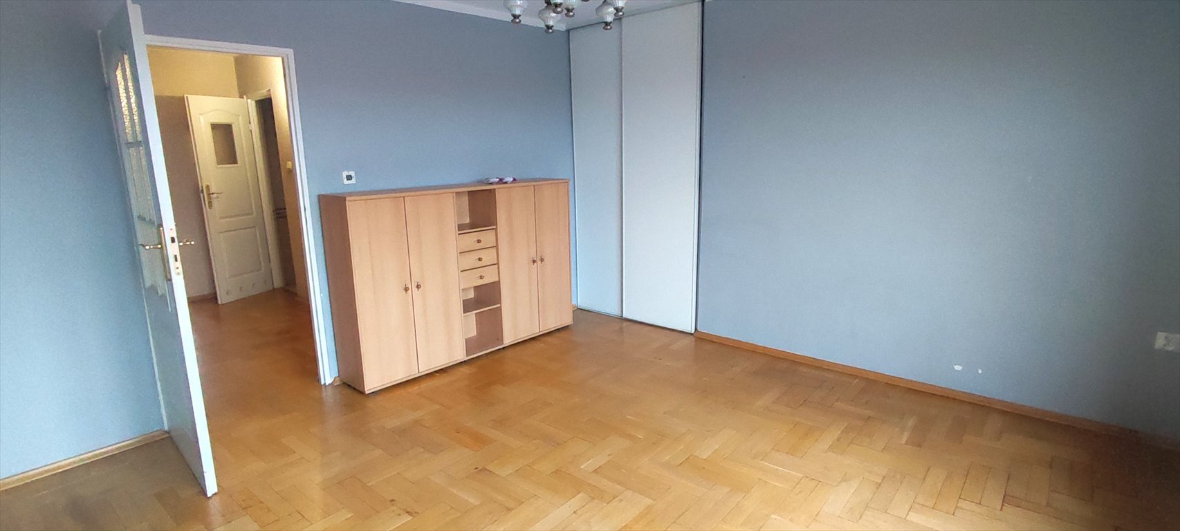 Mieszkanie dwupokojowe na wynajem Staszów  60m2 Foto 2