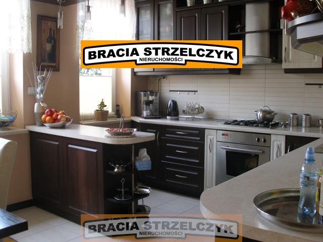 Dom na sprzedaż Warszawa, Ursus 245m2 Foto 1 Dom na sprzedaż Warszawa, Ursus 245m2 Foto 1