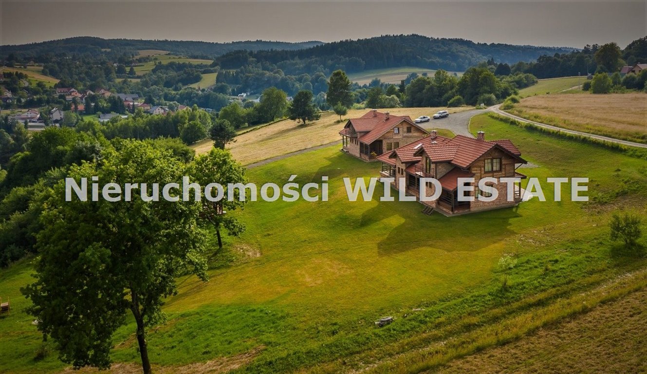 Polecam dom z 5 apartamentami i 29 miejscami noclegowymi w Bieszczadach Solina, Berezka  365m2 Foto 1