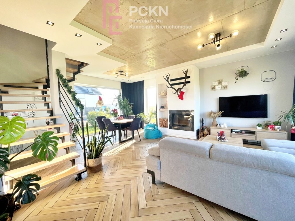 Dom na sprzedaż Nowa Kuźnia  136m2 Foto 1