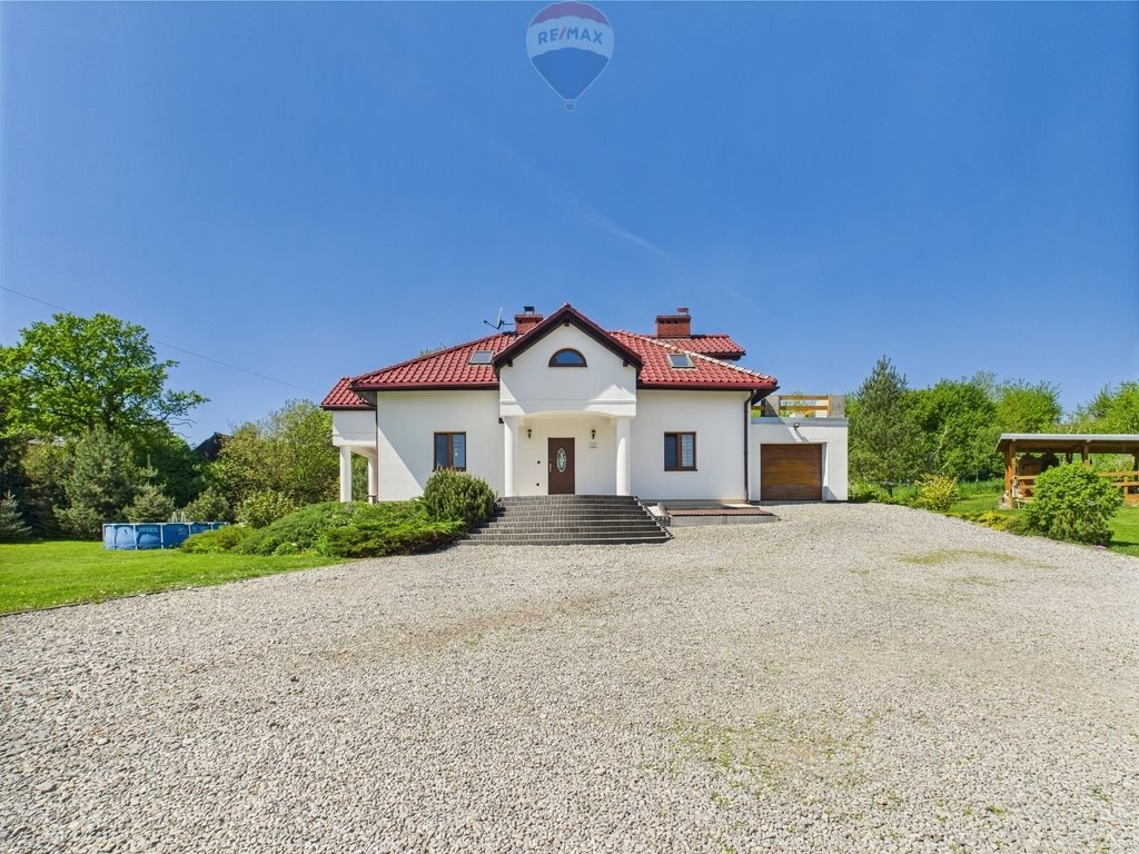 Nowoczesny dom z dużą działką i przestrzenią w Gorzyczkach Gorzyczki, Wiejska  283m2 Foto 1