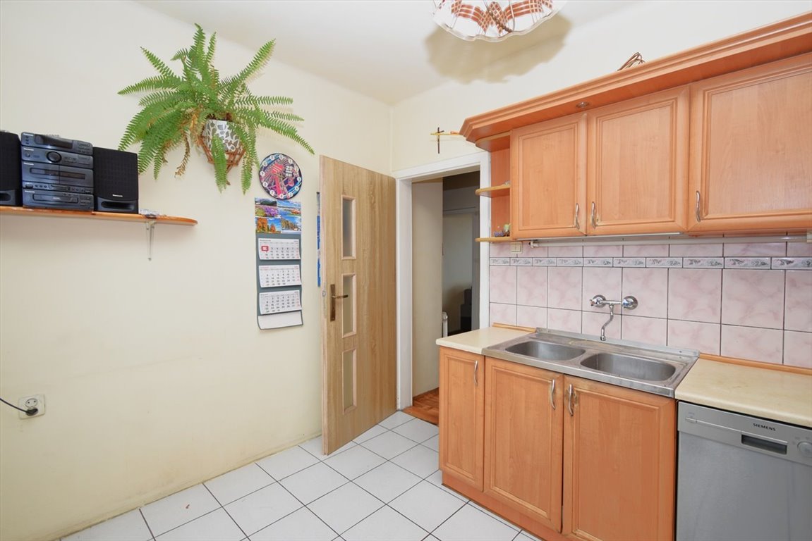 Dom na sprzedaż Żarki  202m2 Foto 8