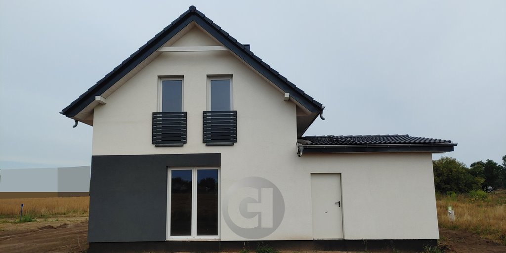 Dom w stanie surowym z garażem i dużą działką Osiedle Poznańskie  123m2 Foto 1