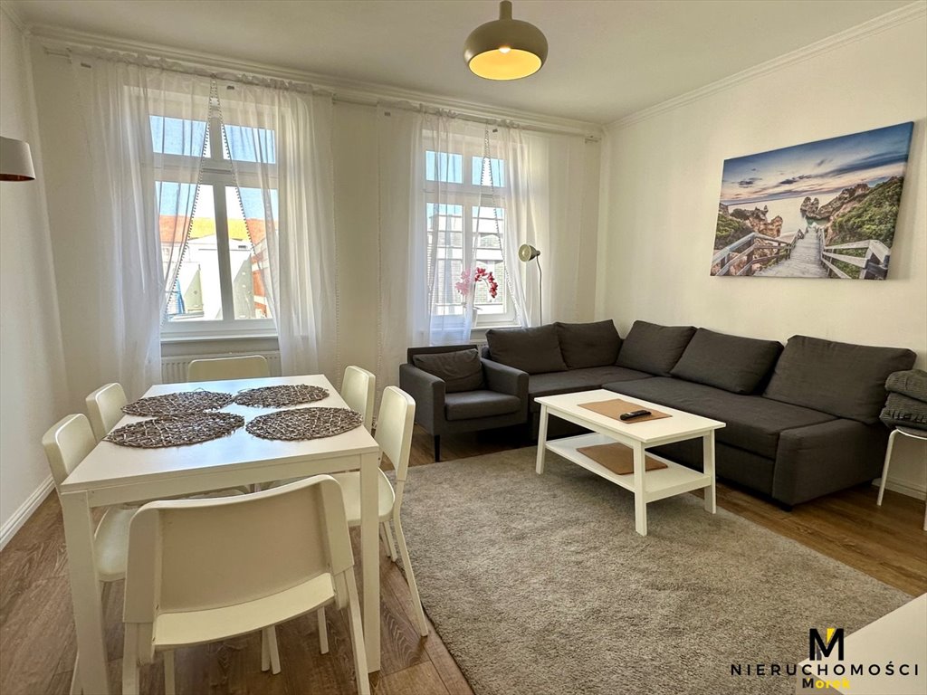 Mieszkanie czteropokojowe  na sprzedaż Kołobrzeg, Mariacka  55m2 Foto 1