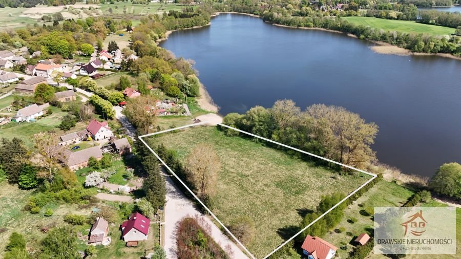 Działka nad jeziorem 10 541 m2 z mediami i dostępem Nętno, Nętno  10 541m2 Foto 1