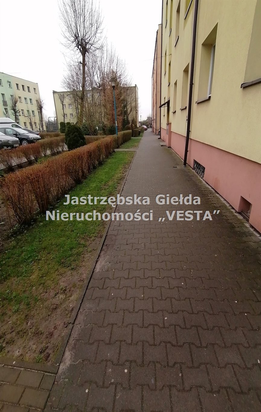 Mieszkanie dwupokojowe na sprzedaż Wodzisław Śląski, Wichwy-Osiedle, 1 Maja  38m2 Foto 3