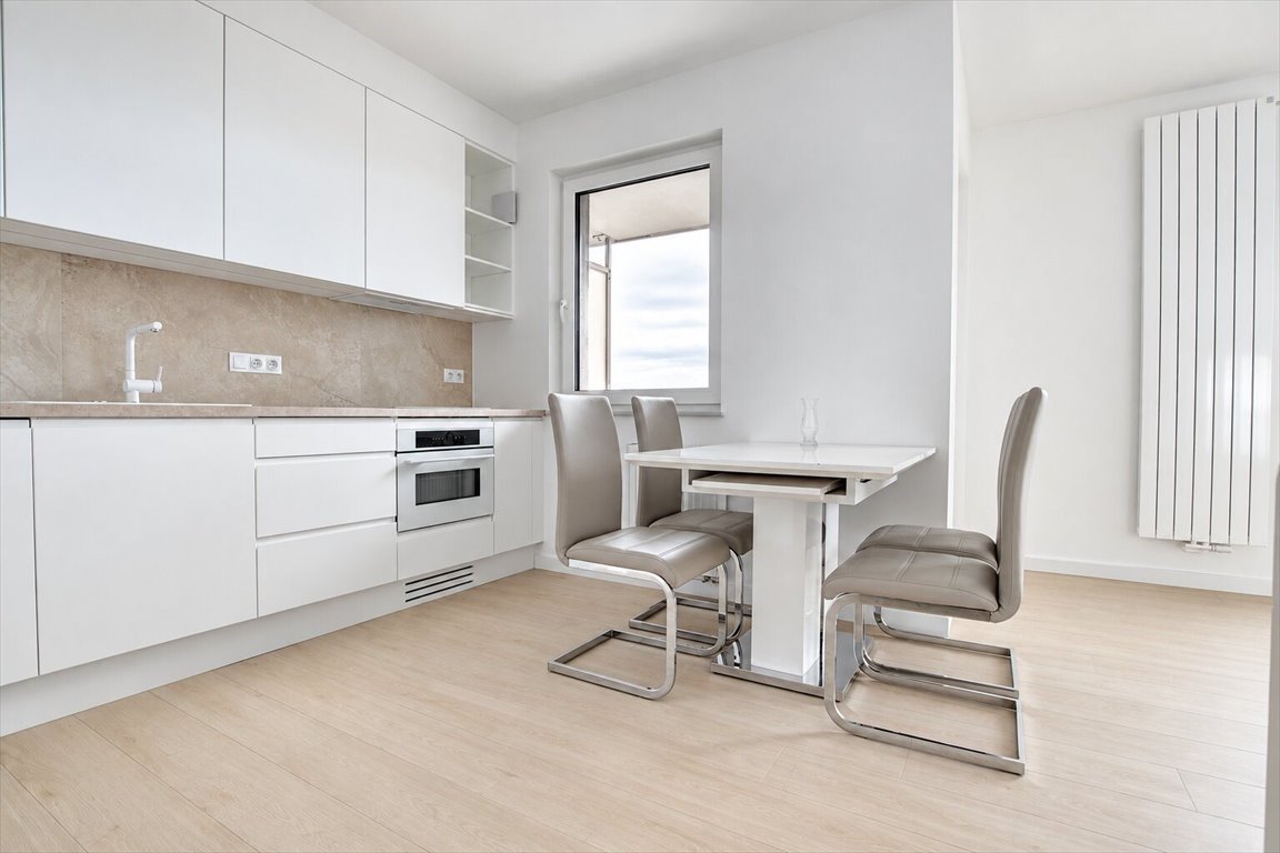 Polecam nowoczesne 3-pokojowe mieszkanie 52 m² z klimatyzacją i balkonem Wrocław, Krzyki, Oporów, Braterska  52m2 Foto 1