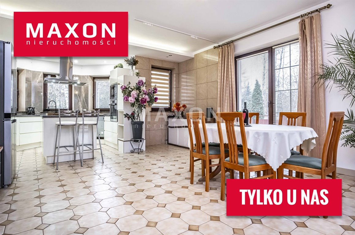 Przestronny dom 260 m2 z 9 pokojami i tarasami w Owczarni Owczarnia  260m2 Foto 1