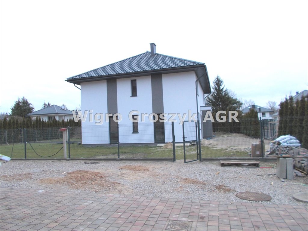 Dom na sprzedaż Łomianki Dolne  111m2 Foto 1