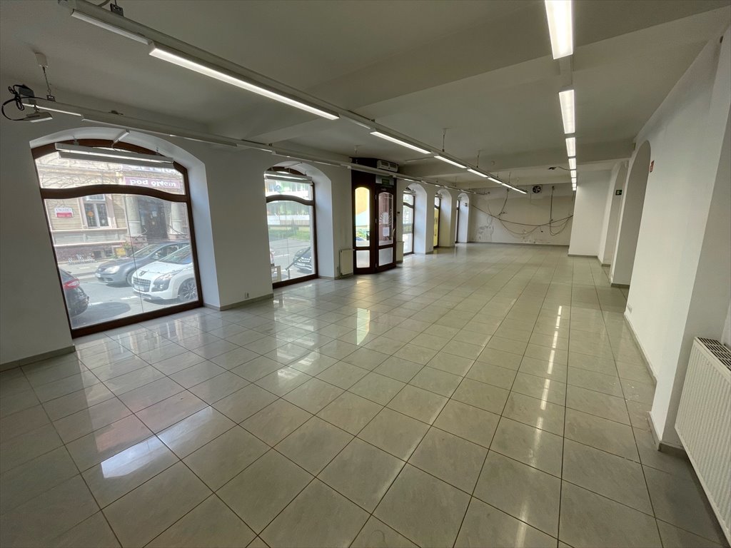 Lokal użytkowy na wynajem Bielawa  250m2 Foto 2