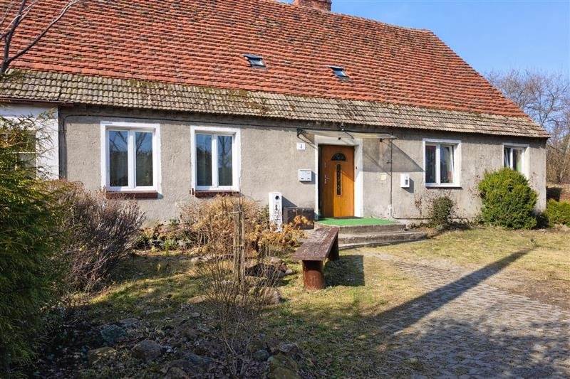 Urokliwy dom z historią i fotowoltaiką 10 kW Trzebiec, Trzebiec  142m2 Foto 1