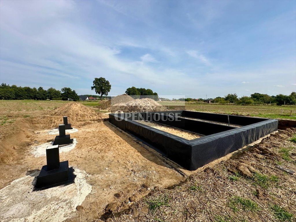 Działka 30 arów z fundamentami pod dom w Borku (spokojna okolica) Borek  3 000m2 Foto 1