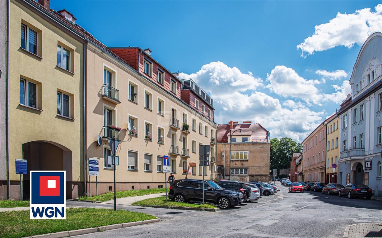 Mieszkanie trzypokojowe na sprzedaż Bolesławiec, Chopina  61m2 Foto 1