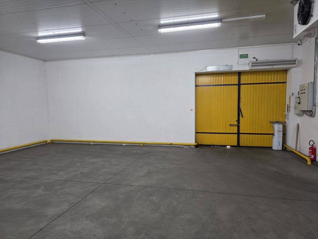 Magazyn 232 m² z biurem, dostęp dla tirów, chłodzenie Kalisz  232m2 Foto 1