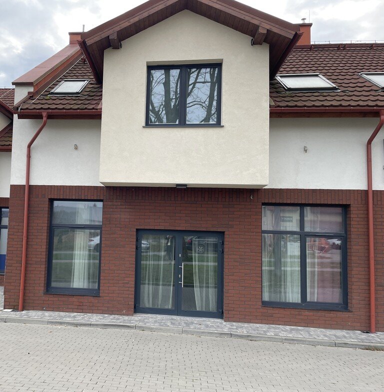 Polecam nowoczesny lokal 72 m² w Pępowie z dużym potencjałem Pępowo  72m2 Foto 1