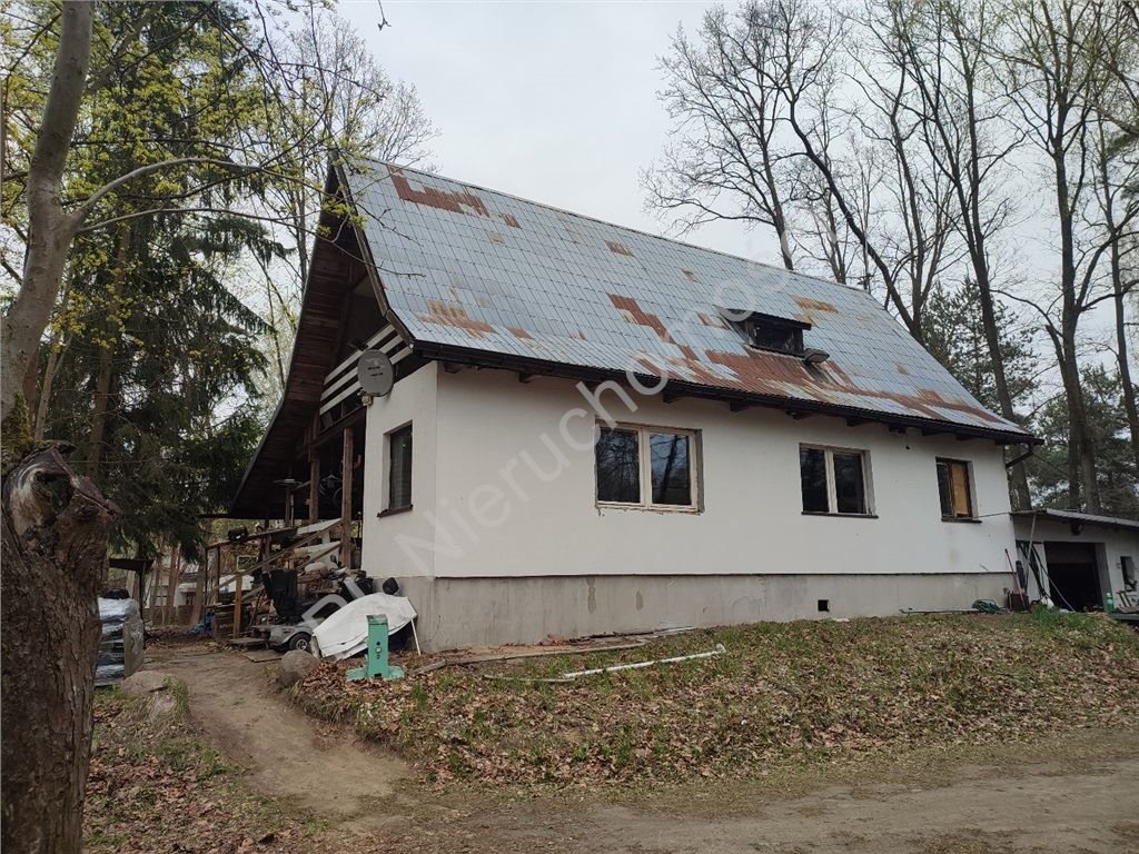 Na sprzedaż dom wolnostojący na dużej działce leśnej z potencjałem do remontu Złotokłos  320m2 Foto 1