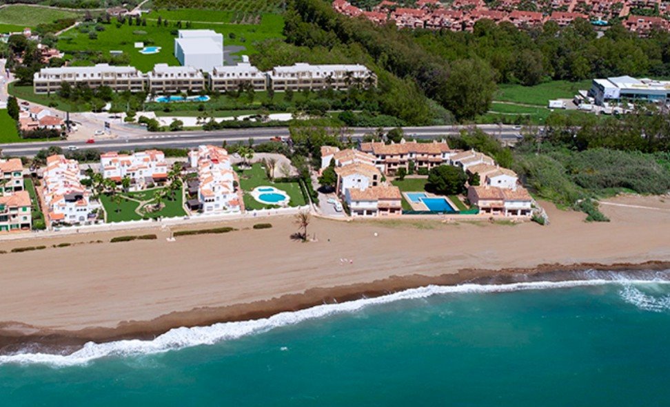 Mieszkanie dwupokojowe na sprzedaż Hiszpania, Casares del Mar, Casares del Mar  120m2 Foto 1