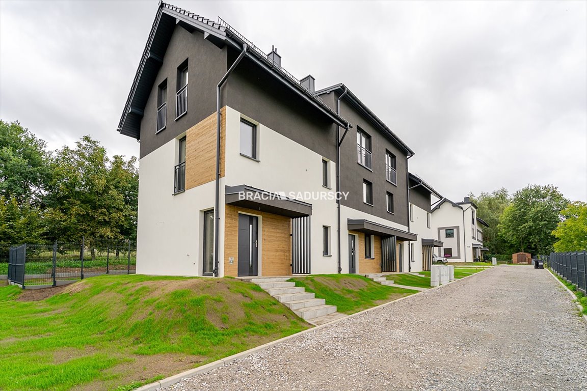 Nowe mieszkanie z ogródkiem - Lednica Górna 55,9 m² Lednica Górna  56m2 Foto 1