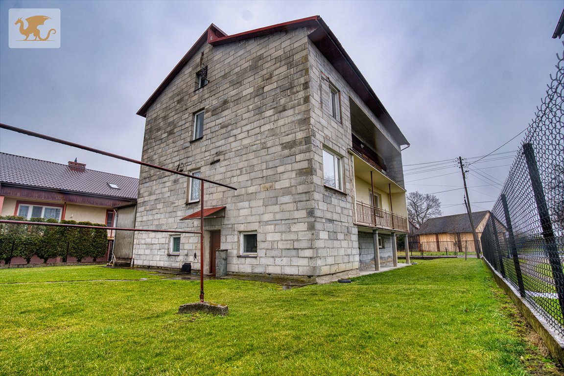 Sprzedam komfortowy dom 303 m² z dużym ogrodem w Przeciszowie: Przeciszów: Okrężna