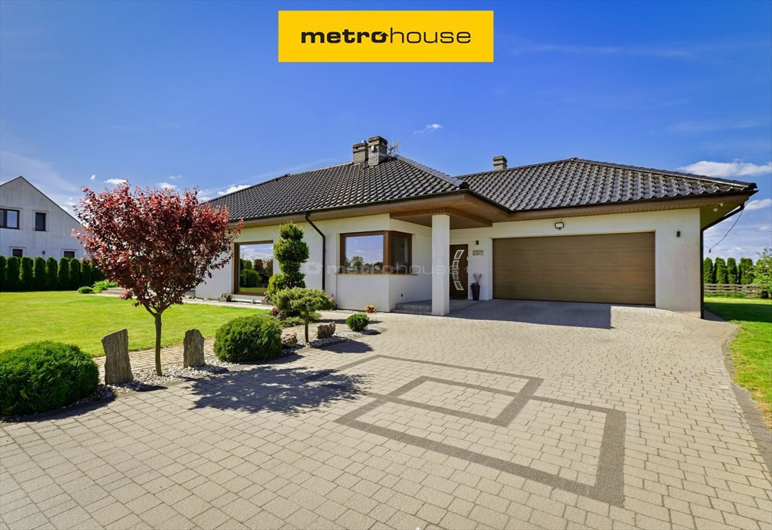 Nowoczesny dom 138 m² z dużą działką i garażem Brąchnowo, Zielona  138m2 Foto 1