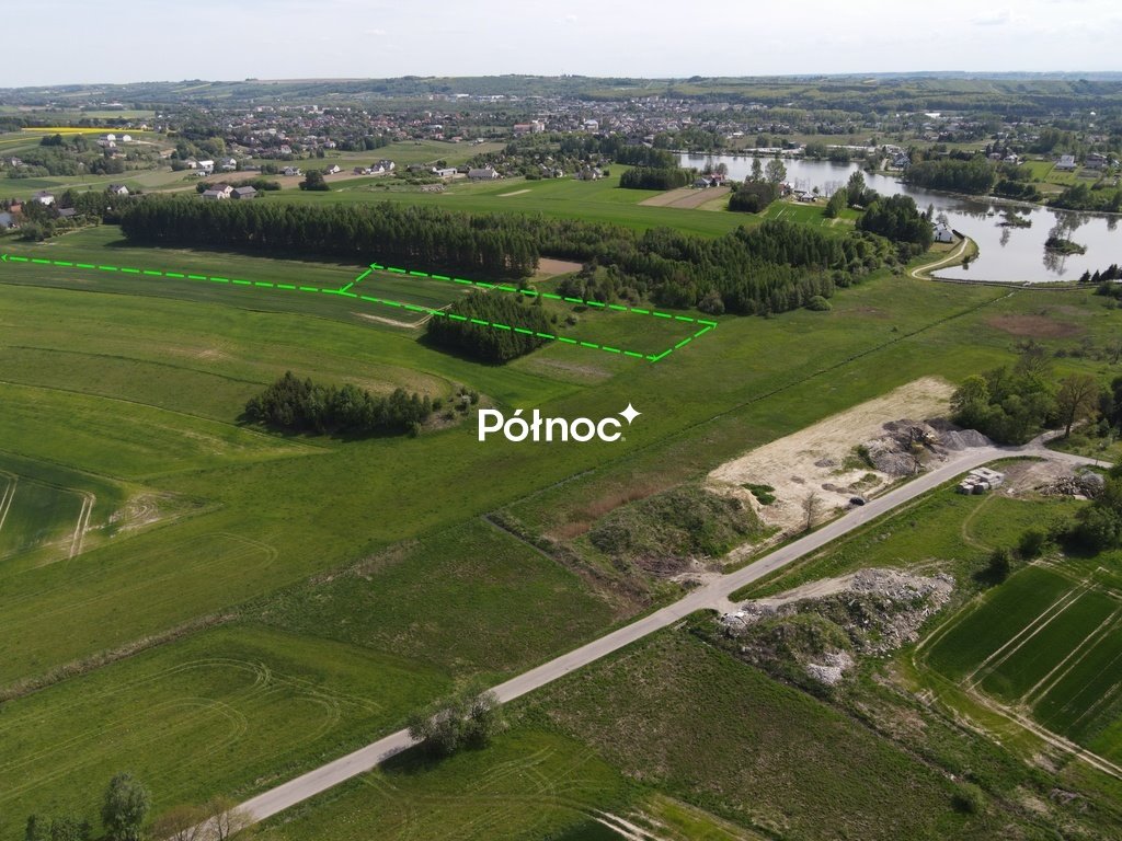 Działka 3010 m² z dojazdem i mediami w Wolbromiu Wolbrom  3 010m2 Foto 1