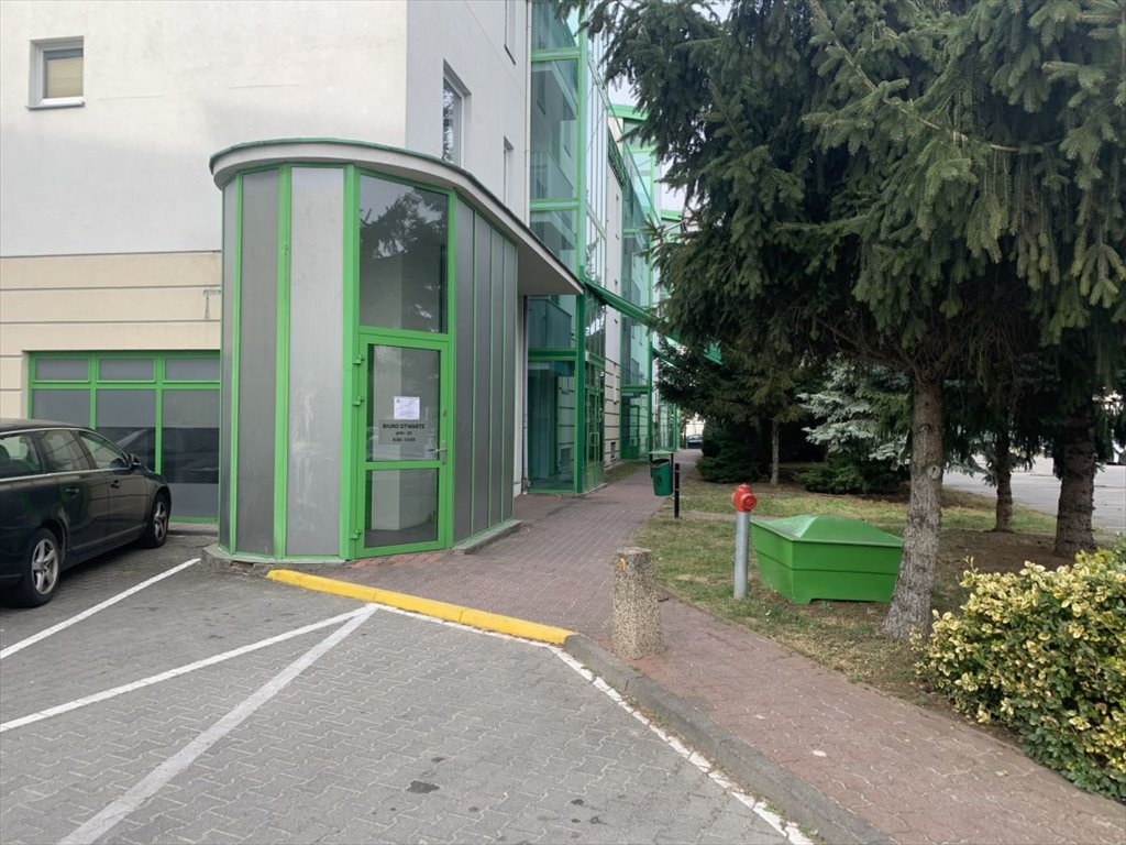 Polecam atrakcyjny 56 m2 lokal biurowy z dużymi oknami Poznań, Nowe Miasto, Katowicka  56m2 Foto 1