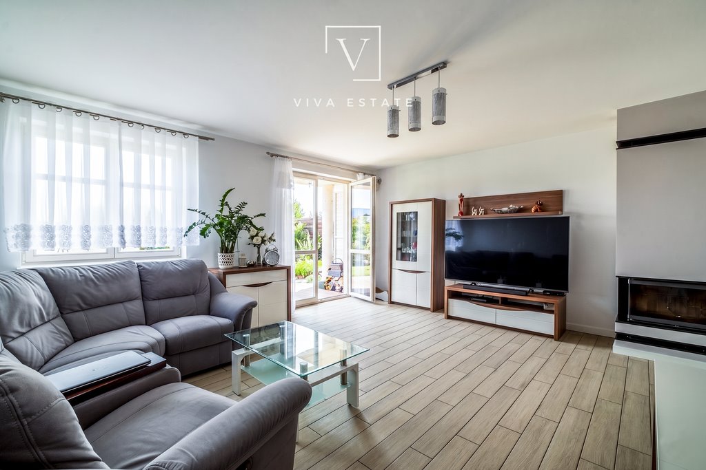 Przestronny dom 172 m² z ogrodem, garażem i poddaszem Wola Mrokowska, Zielone Ogrody  172m2 Foto 1