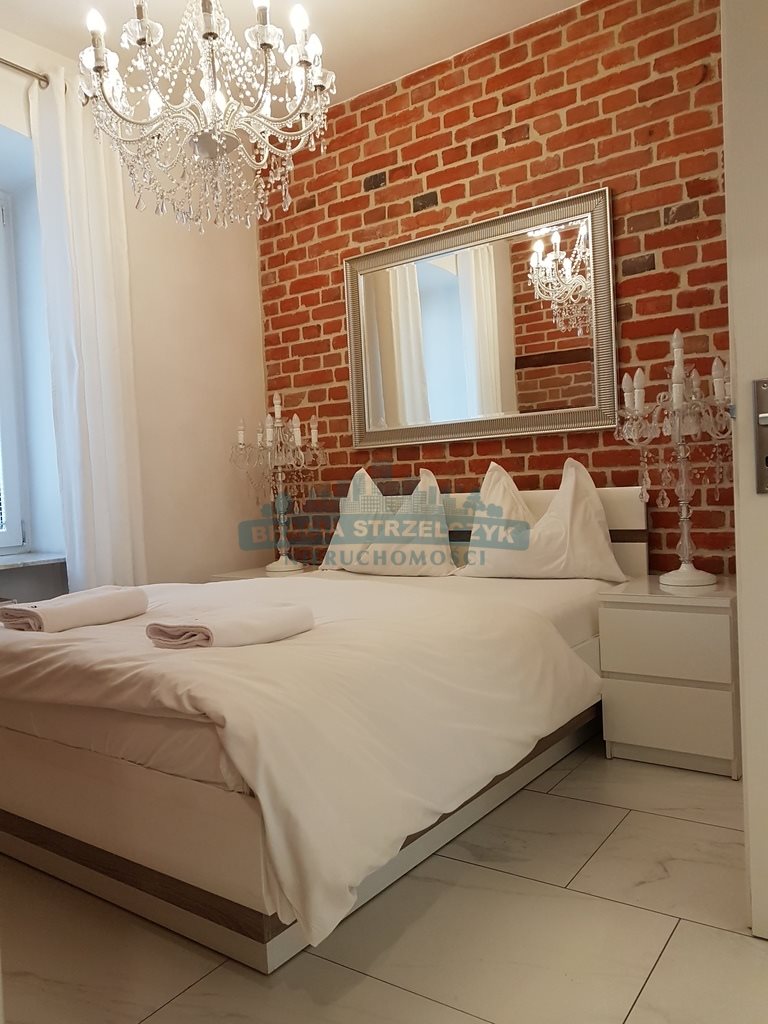 Kamienica z 1880 r. z apartamentami premium w centrum Torunia Toruń  600m2 Foto 1
