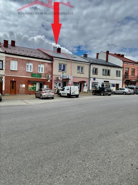 Sprzedam kamienicę inwestycyjną z sklepem i mieszkaniami w centrum Frysztaka Frysztak  150m2 Foto 1