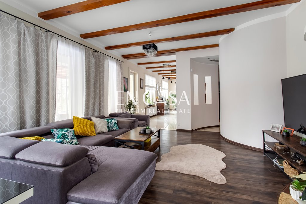 Dom na sprzedaż Międzyborów, Adama Mickiewicza  200m2 Foto 1