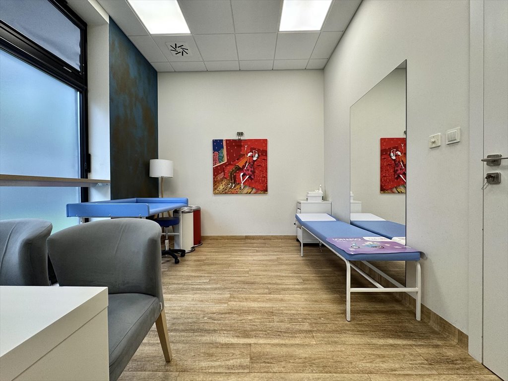 Przestronny lokal medyczny 145 m² z witrynami, gotowy do wejścia Wrocław, Śródmieście, Ołbin, Henryka Sienkiewicza  145m2 Foto 1