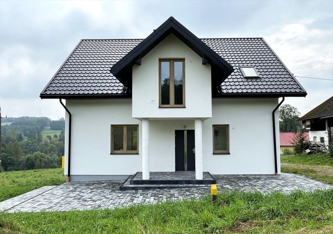 Nowoczesny dom 160 m2 z garażem i dużą działką Dynów  220m2 Foto 1