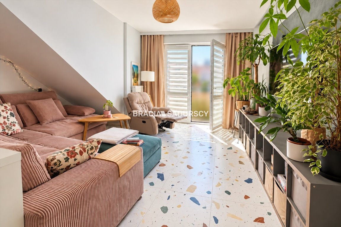 Do sprzedania funkcjonalne 3-pokojowe mieszkanie 59 m² z dużym balkonem Kraków, Swoszowice, Opatkowice, Macieja Dębskiego  59m2 Foto 1