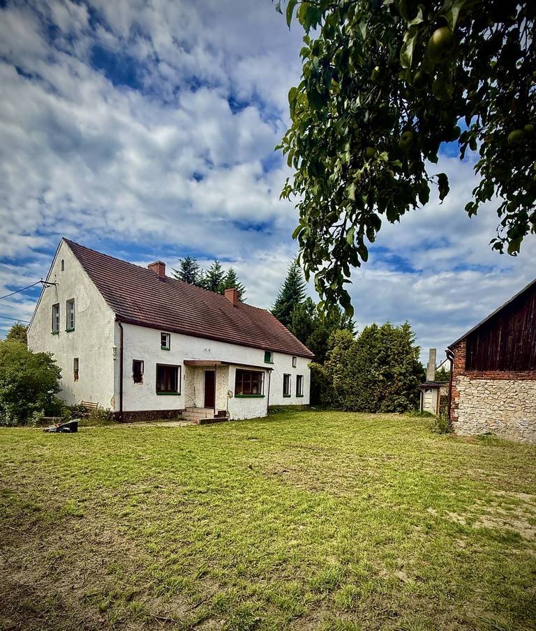 Przestronny dom 285 m² z dużą działką i garażem w Zawadzkim Kielcza, Opolska  150m2 Foto 1