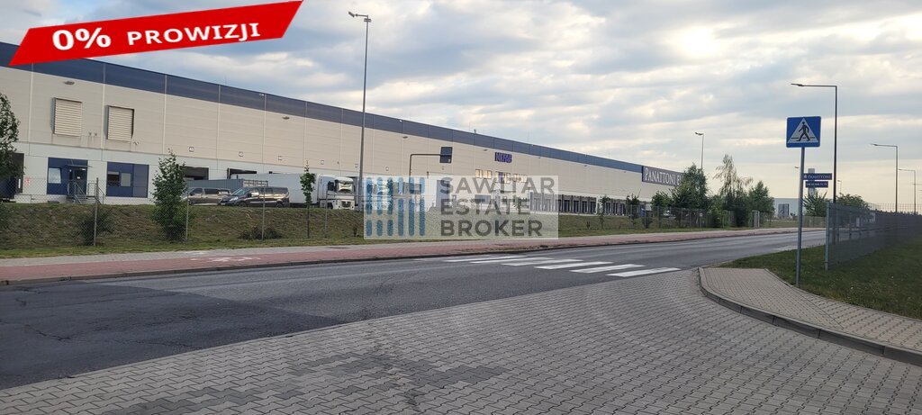 Wynajmę przestronną halę magazynową 9180 m² z biurami i dokami: Dąbrowa Górnicza: Starocmentarna