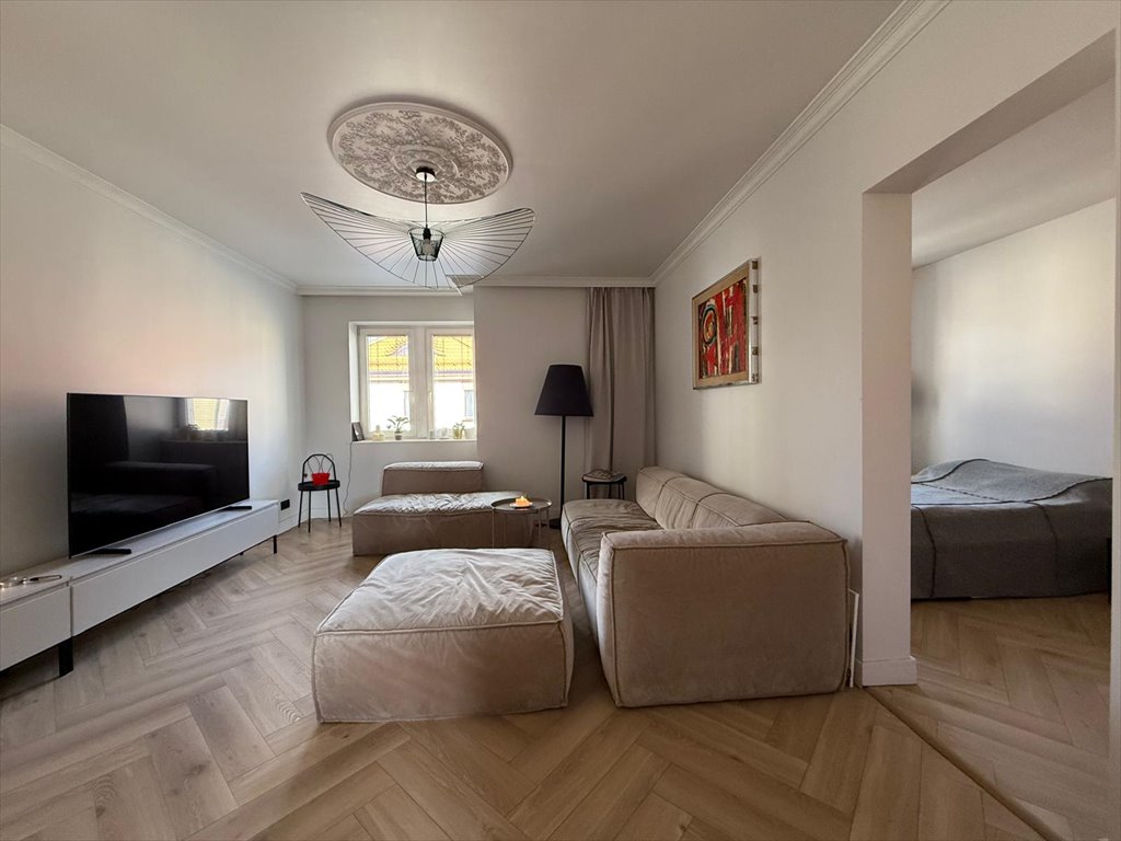 Mieszkanie dwupokojowe na sprzedaż Mysłowice, Śródmieście, Wysockiego  60m2 Foto 1