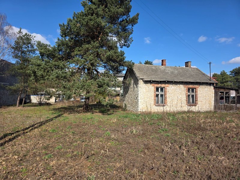 Działka narożna 1362 m² z dwoma zjazdami i mediami Poraj, Poraj  1 362m2 Foto 1