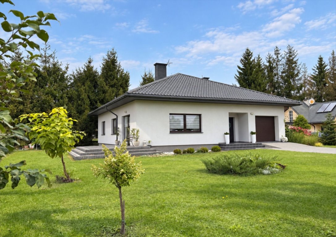 Dom parterowy z ogrodem 174 m² w Aleksandrówce polecam!: Aleksandrówka: Złota