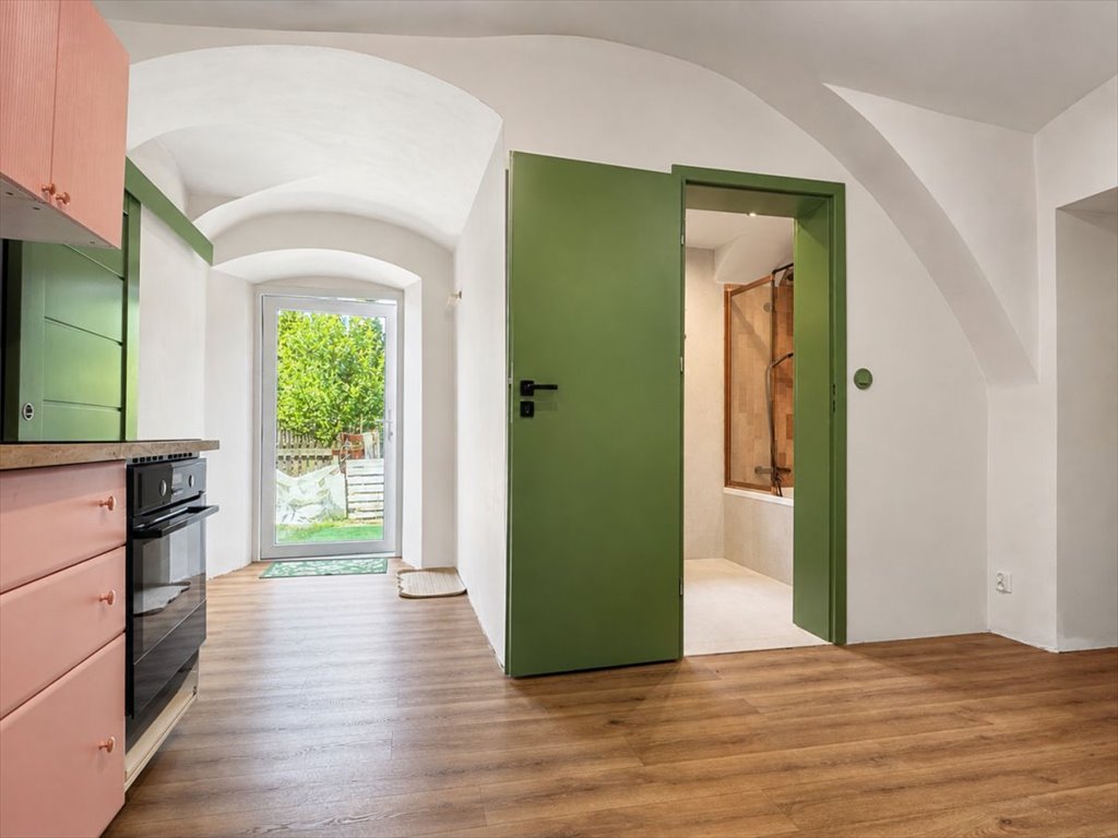 Do sprzedania urokliwe mieszkanie 47,3 m² z ogrodem i parkingiem Wojcieszyce, Dębowa  47m2 Foto 1