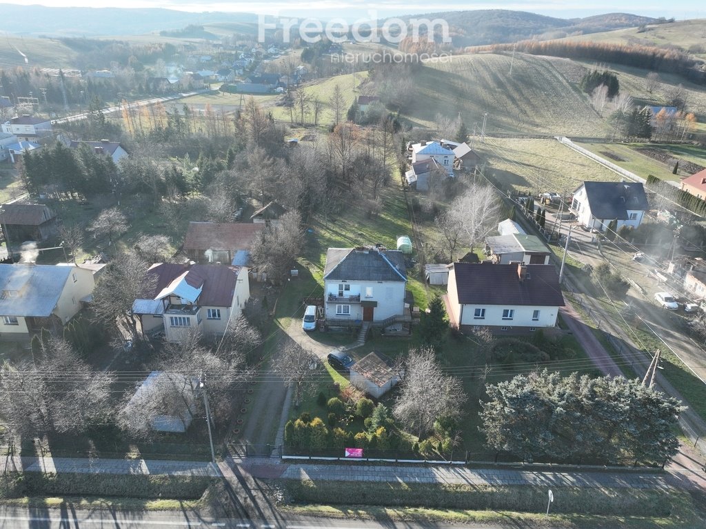 Dom na sprzedaż Besko  150m2 Foto 3