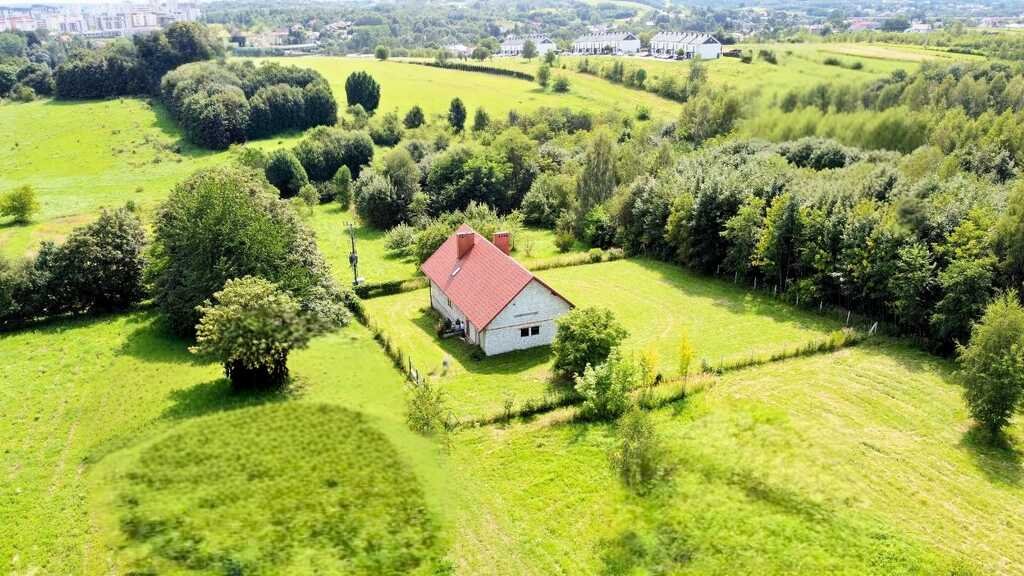 Dom 146 m2 z dużą działką 17 arów, cicha okolica Rzeszów, Krakowska  146m2 Foto 1