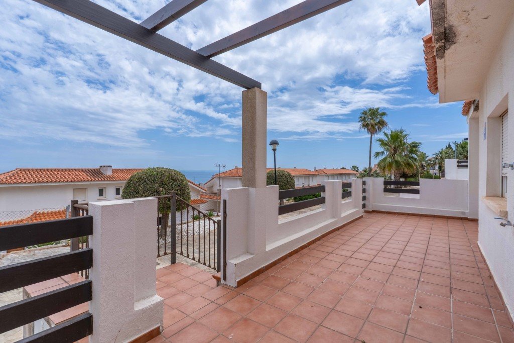 Mieszkanie dwupokojowe na sprzedaż Hiszpania, La Duquesa, La Duquesa  65m2 Foto 1