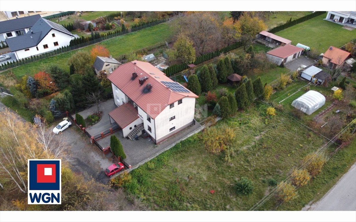 Zapraszam do obejrzenia domu z dużą działką 1200 m² w Piotrkowie Piotrków Trybunalski, Zachód  196m2 Foto 1