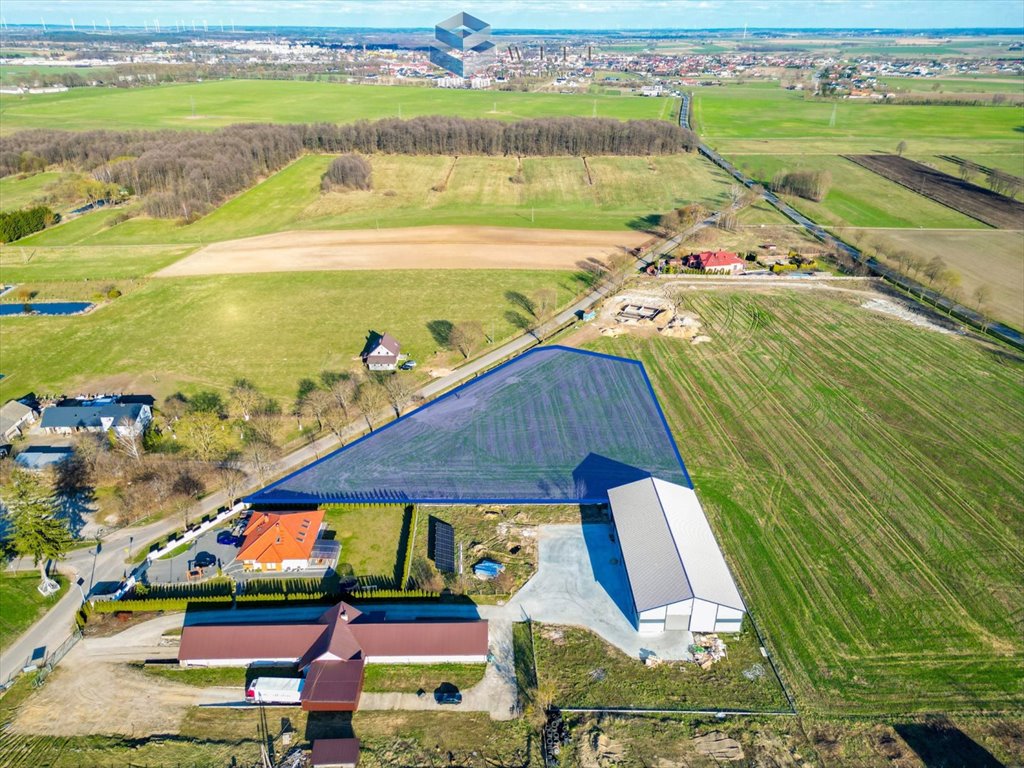 Działka inwestycyjna 7635 m² z MPZP, media, 134 m frontu Pierławki  7 635m2 Foto 1