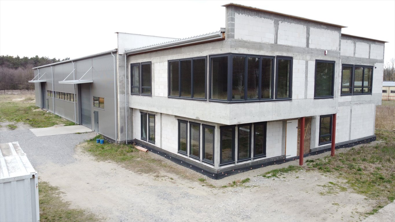 Hala przemysłowa z suwnicą 5T, biura, działka 10 300 m2 Dąbrówka  1 173m2 Foto 1