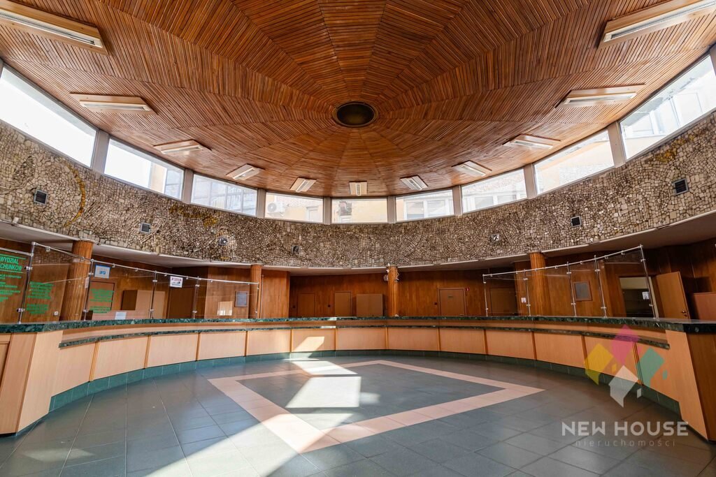 Lokal usługowy 367 m2 w centrum Olsztyna - zapraszam Olsztyn, 1 Maja  401m2 Foto 1